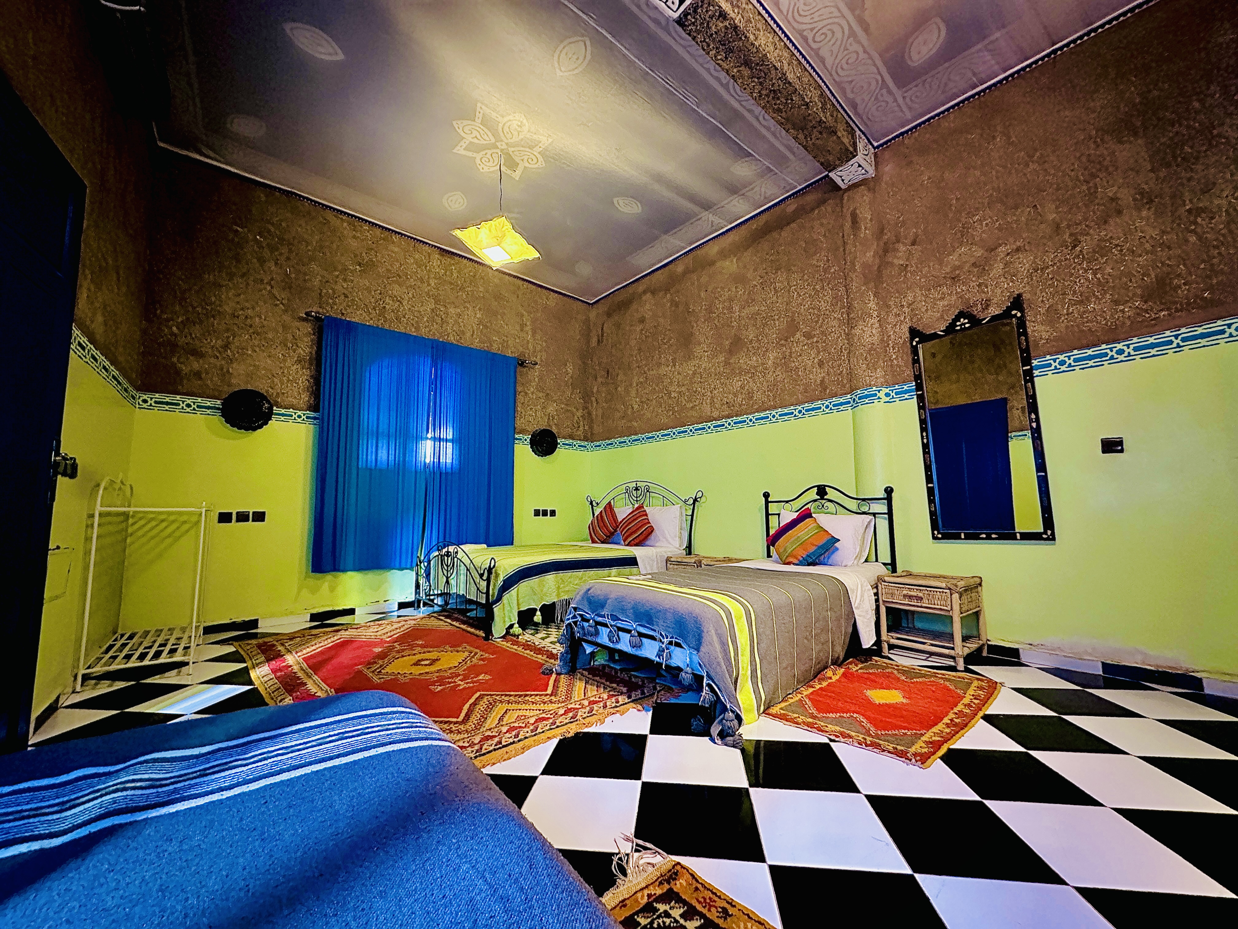 Family Room - Image 1